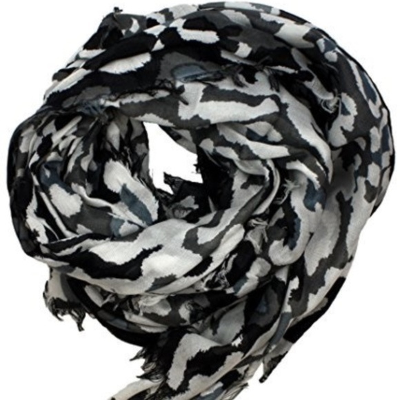 Celeste Cashmere Blend Printed Scarf 32'' x 80" - Picture 1 of 4
